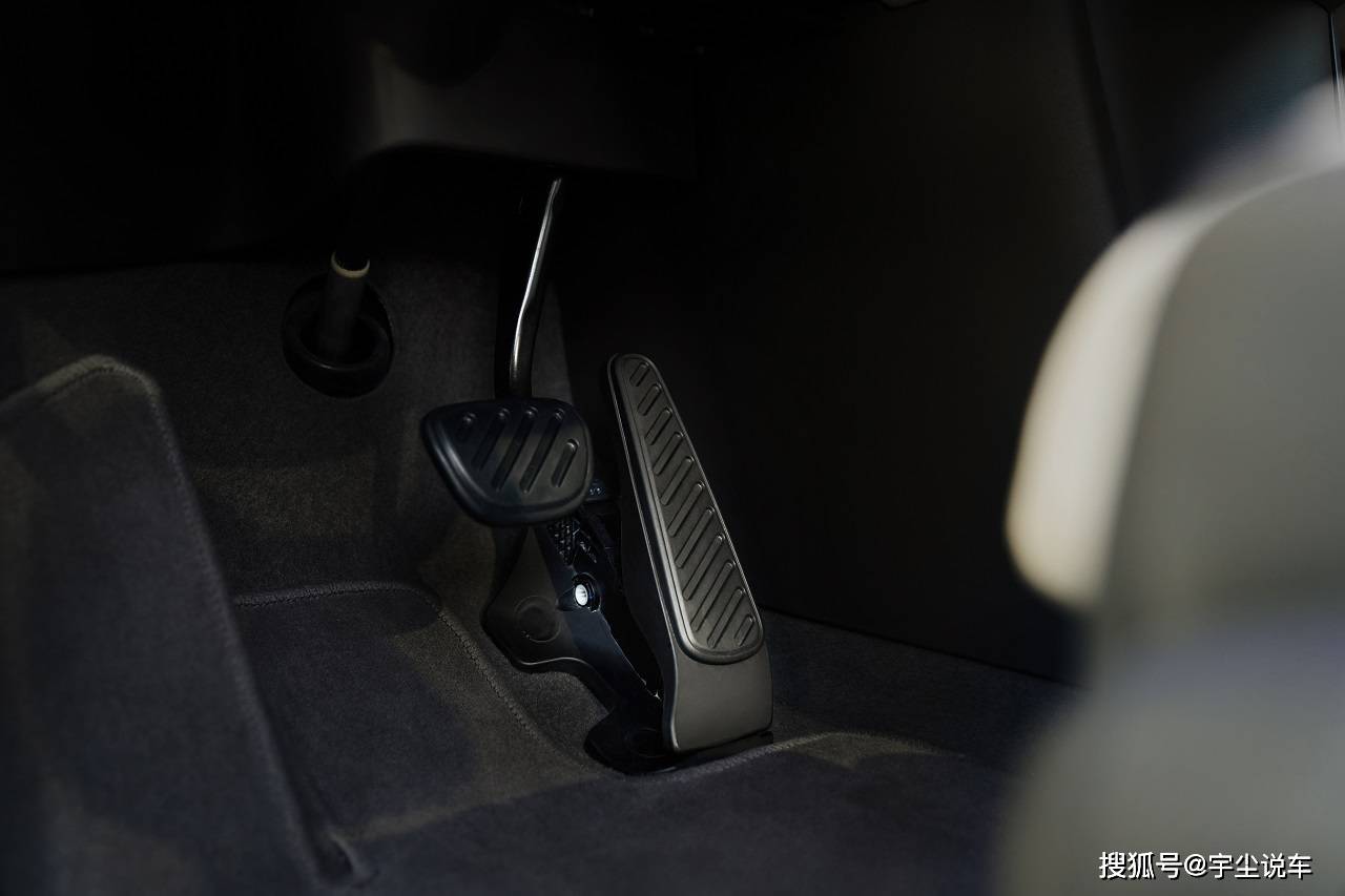 智己汽车一季度上线全新黑科技:ICS智能舒适制动(图1)