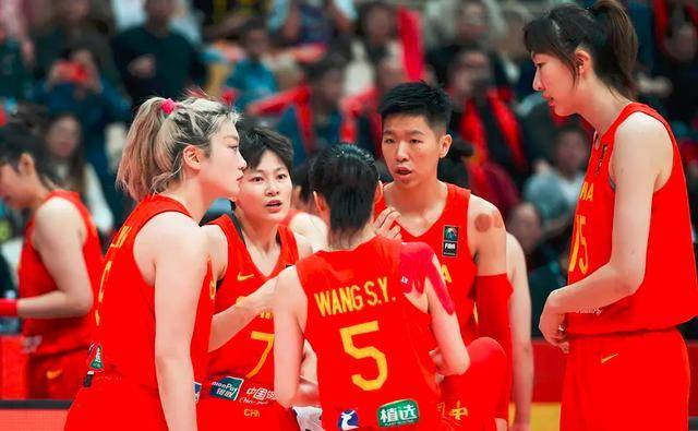 原创             中国女篮为何在输给法国队时失分32分，六大劣势显而易见