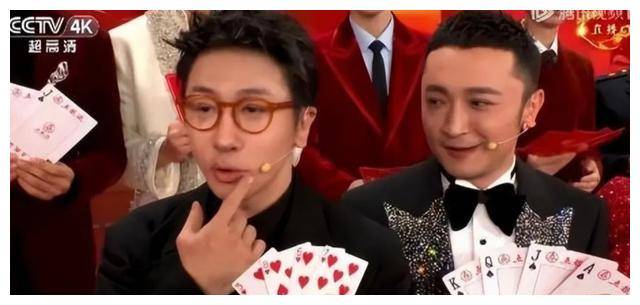 尼格买提春晚尴尬瞬间，失误热议，幽默化解成亮点！