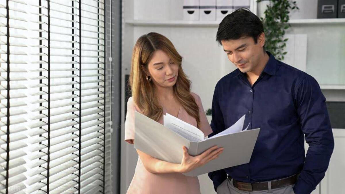 ChatGPT来袭,传媒人如何自处?科技变革中的适应与分享 ChatGPT来袭,传媒人如何自处?科技变革中的适应与分享