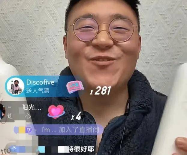 原创郝邵文：“千万片酬被父母败光，如今靠自己卷土重来 ”