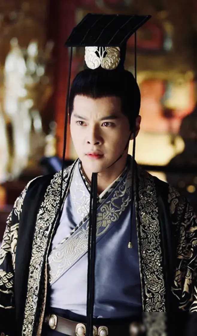 从孟玄朗到凤来：爱她，就为她守护，成为她心中的父亲。
