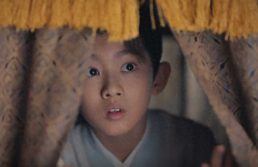 六皇子身份揭秘:藏桌底下的皇位争夺者