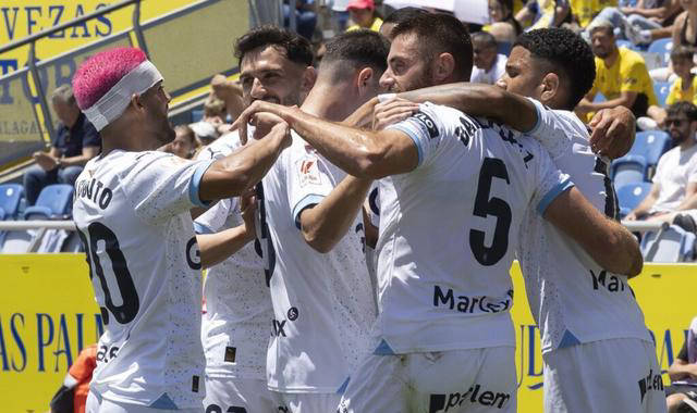 “西班牙足球甲级联赛西甲最新战况：大黑马领