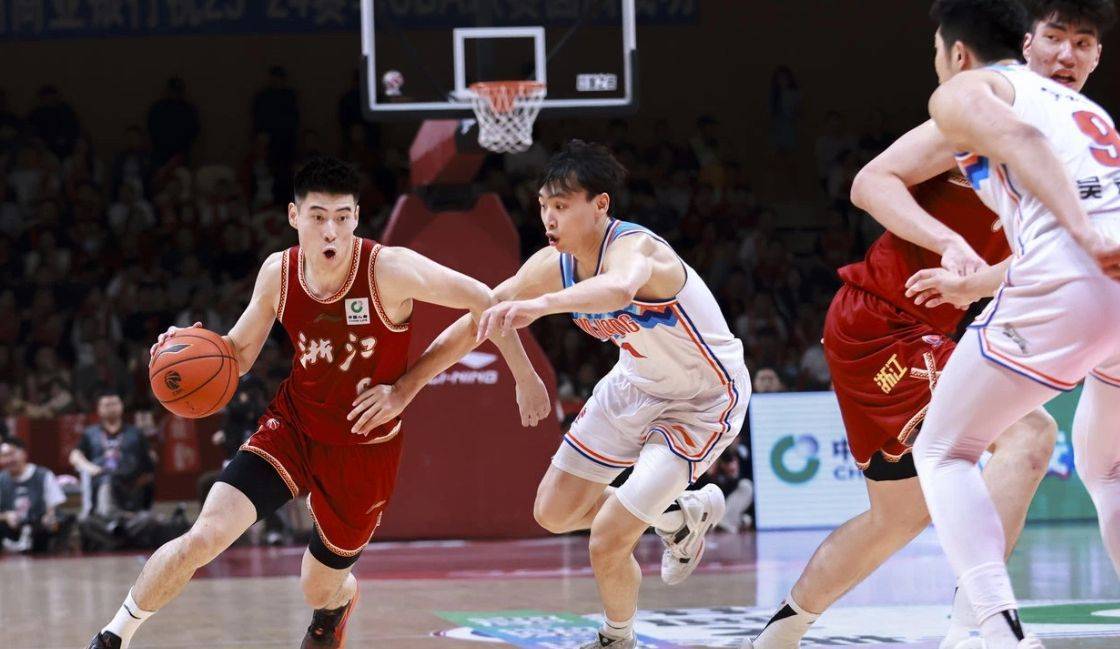 新疆夺回主场优势，浙江男篮创季后赛耻辱纪录，三大核心表现低迷