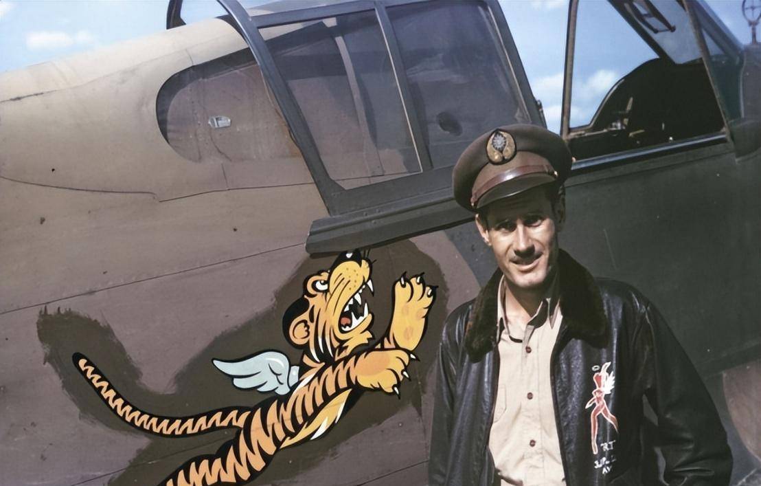 央视知名主持人系美国飞虎队后裔,长居中国直言加入中国很自豪