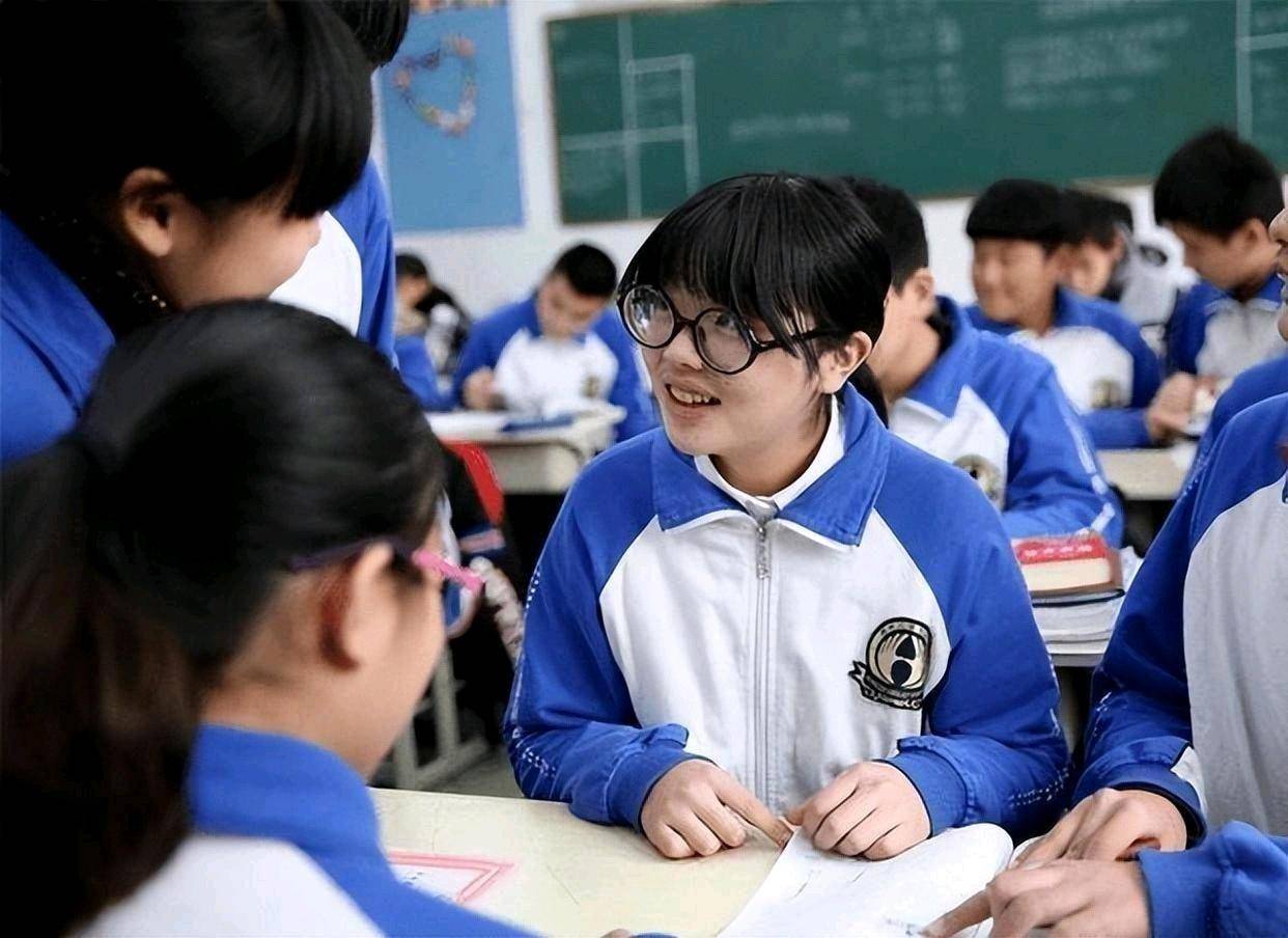 知道：2024年正版资料免费大全-上海高校法治文化育人联盟成立，探索大中小学法治教育一体化合作新模式