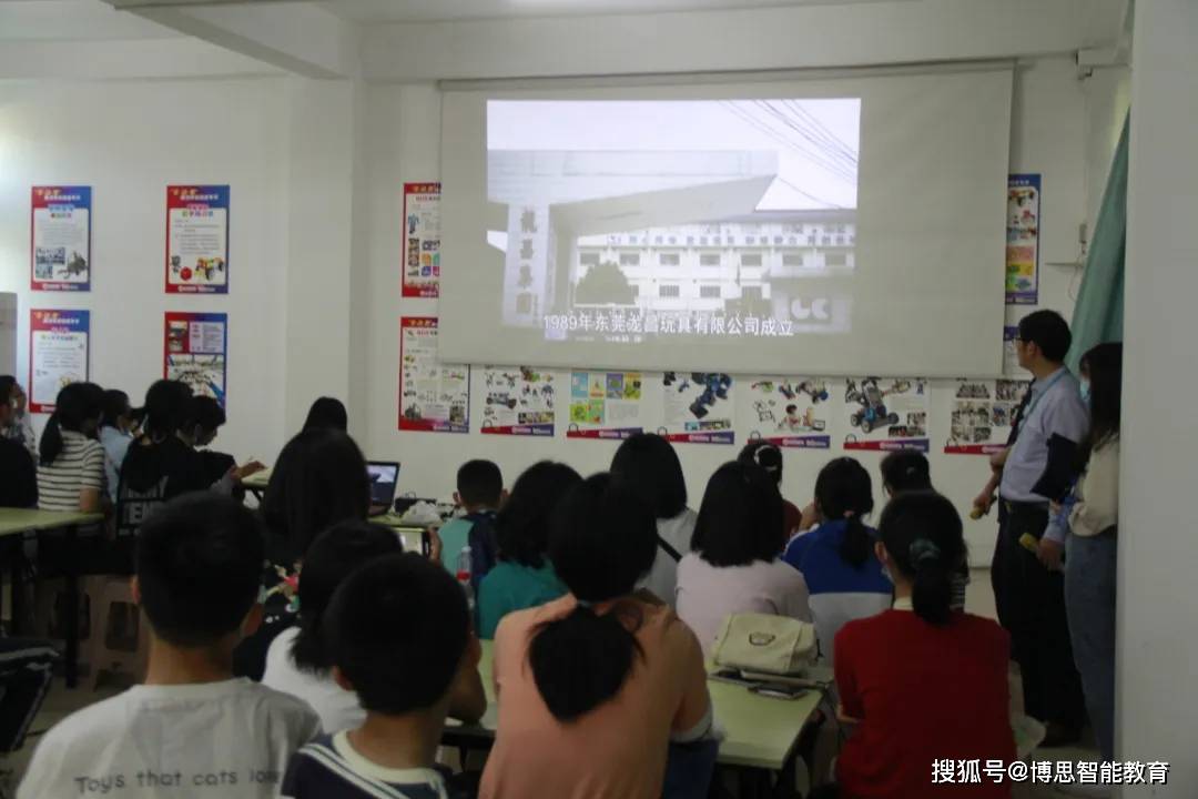 苹果：今晚精准一肖一码-2024年南京市职业教育活动周启动仪式举行