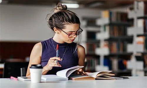 乐鱼体育- 乐鱼体育官网- APP世界杯指定平台出国留学中介咨询哪些问题？最全攻略！