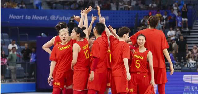 中国女篮迎战世界第四西班牙，郑薇调整阵容，姚明助阵！