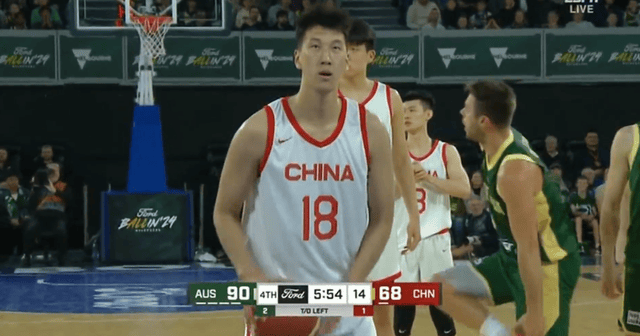 热议中国男篮热身输球！媒体人盛赞后卫线表现 廖三宁最亮眼