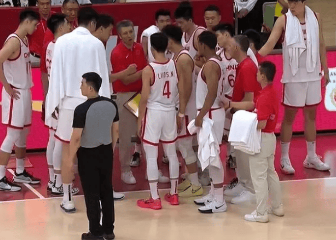 🌸中国经济周刊【管家婆的资料一肖中特】|NBA第一铁人引热议！哈特腹部拉伤苦笑强忍坚持 锡伯杜盛赞强硬  第3张