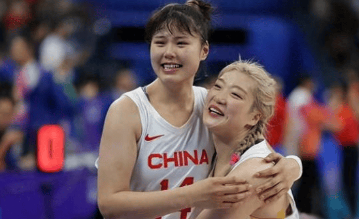 放水！澳大利亚队轻取中国女篮！队员沮丧离场，信心被彻底打没了