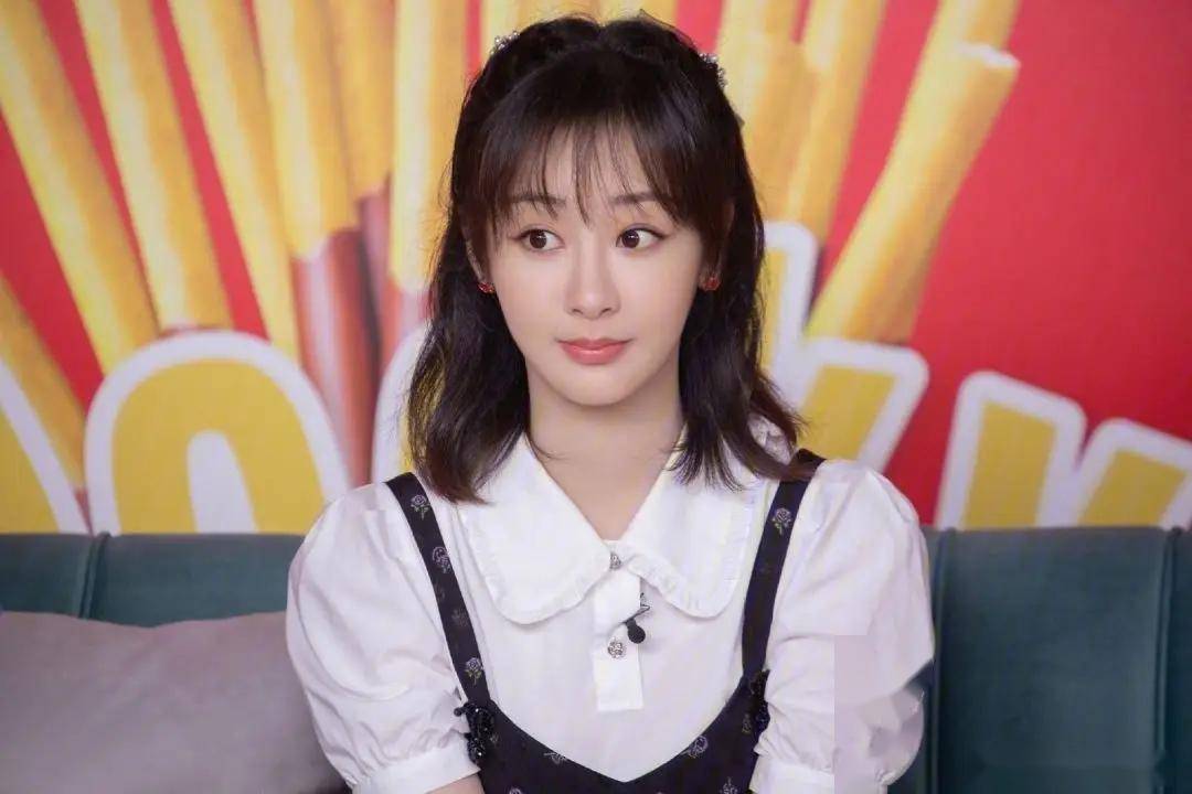 原创这谁顶得住!28岁杨紫写真曝光,美貌与才华兼具,女神范儿十足!