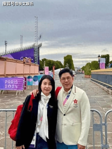 原创43岁郭晶晶回应刁难：霍启刚每天都有好好打扮，所以我不会出轨
