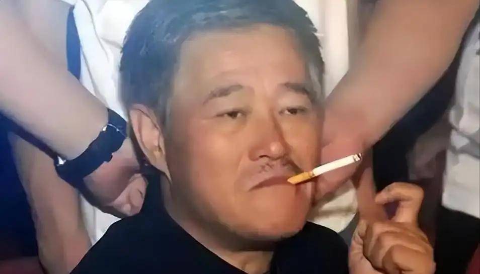 原创赵本山背后靠山被曝光，他在东北无人敢碰，全凭三位贵人照拂