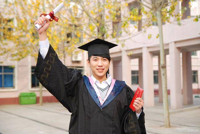 专升本学历可以考公务员吗
