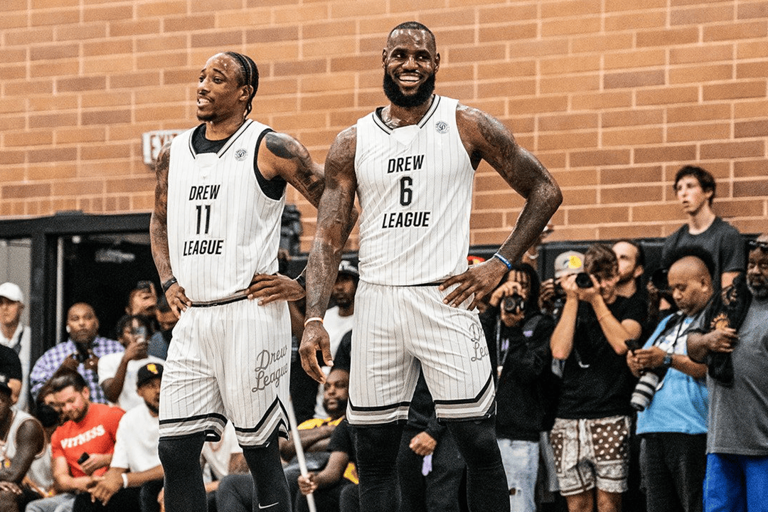 原创 无奈!时隔15年,德罗赞首谈离开猛龙,无论如何也无法击败詹姆斯-德罗赞是巨星吗