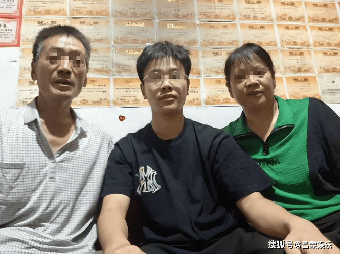 原创 云南男生考700分上北大被父亲暴揍,报警后才知道父亲的真实身份-云南考上北大的人有多少
