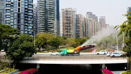 宇通环卫进百城闪耀2024深欧博体育app圳国际清洁技术与设备展(图6)