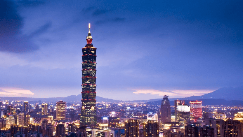 还有不到20天上台，特朗普向岛内发出邀请，我外长表态一语轰动全球