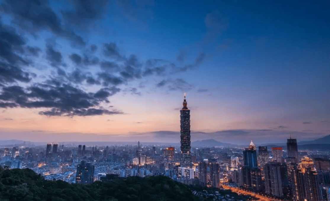 赖清德最大靠山跑了?特朗普把话挑明,国台办就统一时间交底! 赖清德最大靠山跑了?特朗普把话挑明,国台办就统一时间交底! 