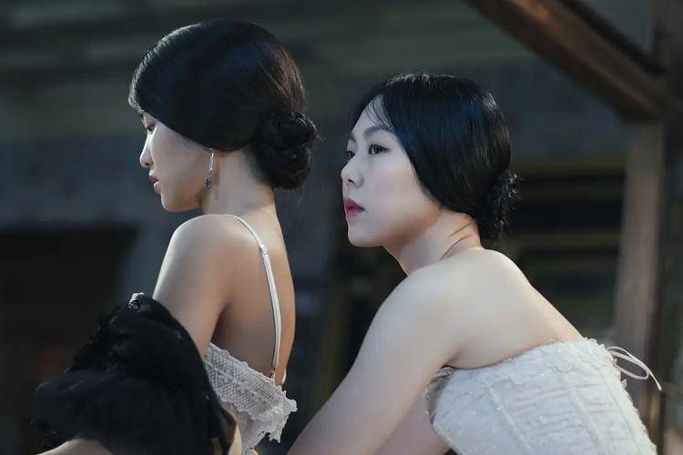 电影推荐，韩国电影《下女的诱惑》