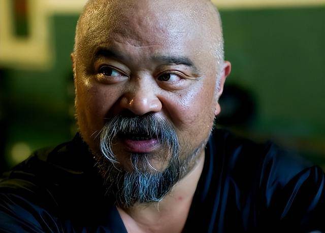 李琦：从酒桌豪饮到健康生活的传奇转变！