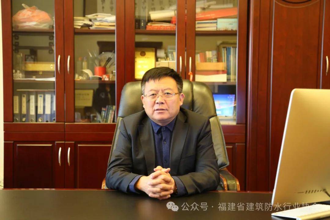 孙哲胡骏谈玉龙徐海鹰朱家凤凰联盟app远陈乐舟陈虬生赖伟彬刘冠麟大隐于水倪贵泉闫金锋王威曾志勇张银清游松拜年了(图1)