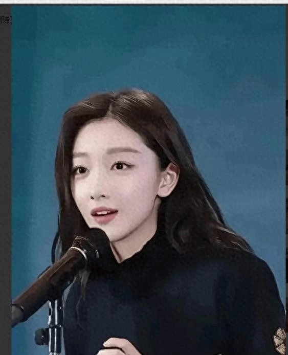 原创周冬雨医美成功，终于甩掉冬瓜脸大变样！网友直呼太美了！