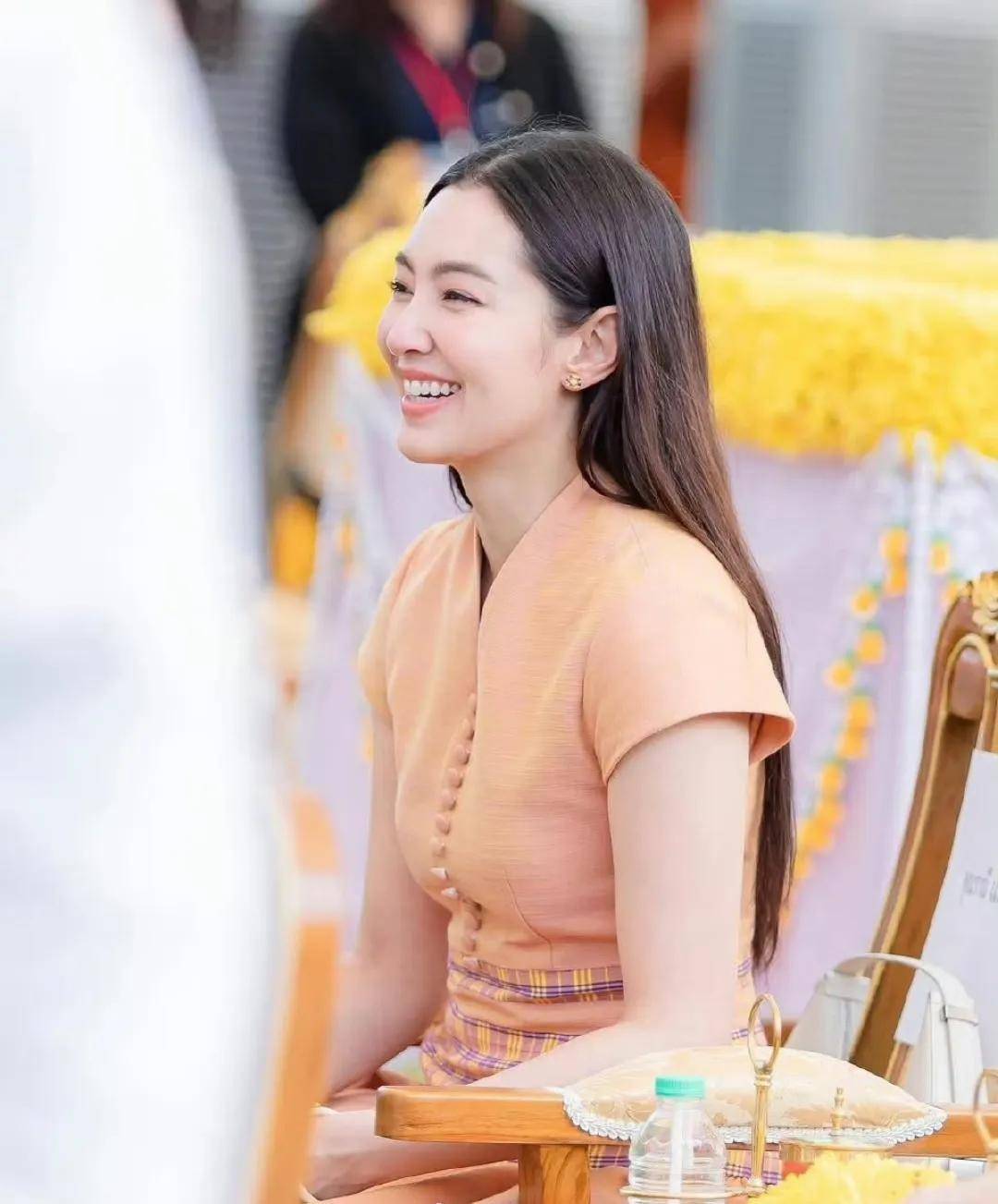 泰星Bella表示或许以后有和男友Will双人活动她出门懒得带现金bea rance泰星  第6张