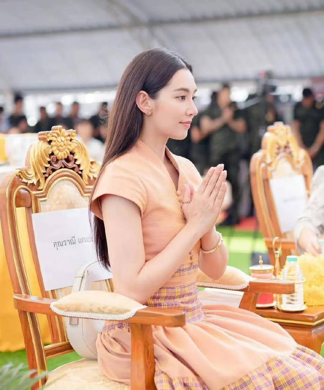 泰星Bella表示或许以后有和男友Will双人活动她出门懒得带现金bea rance泰星  第7张