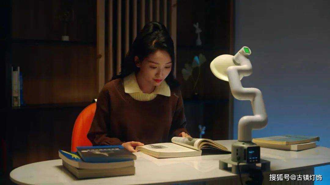 木林森大动作AI照明服务机器人来了(图3)
