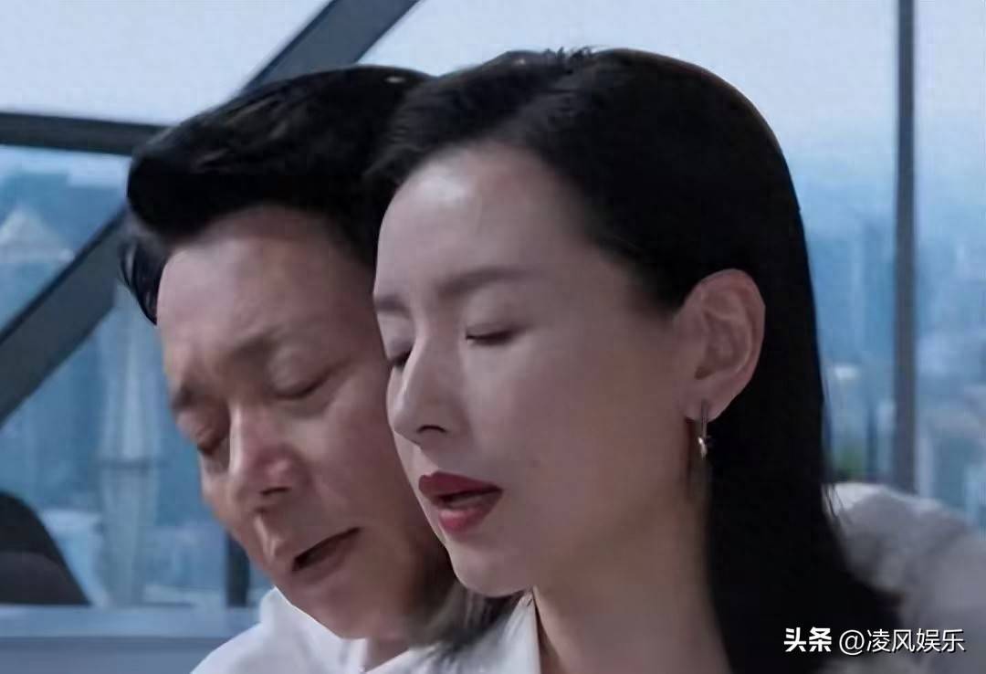 明明年轻时很温柔中年后却凶相毕露这几位明
