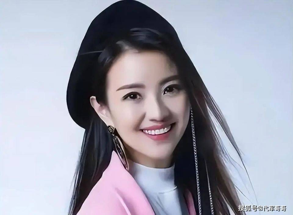 涂经纬：和撒贝宁同居多年，转身投入富家怀抱，如今却成这样？