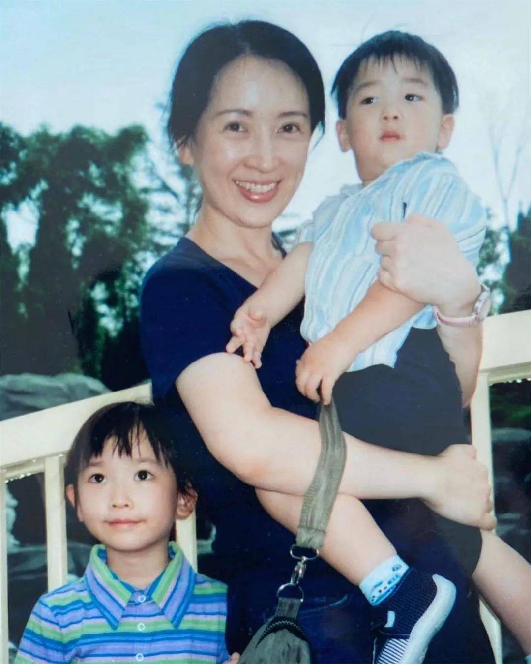 《水饺皇后》马丽的大女儿，香港“最美星二代”，妈妈是龚慈恩