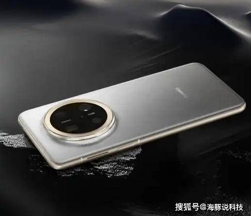 原创             2025年捡漏换机：苹果iPhone16与华为Mate70对比：哪款更值得入手