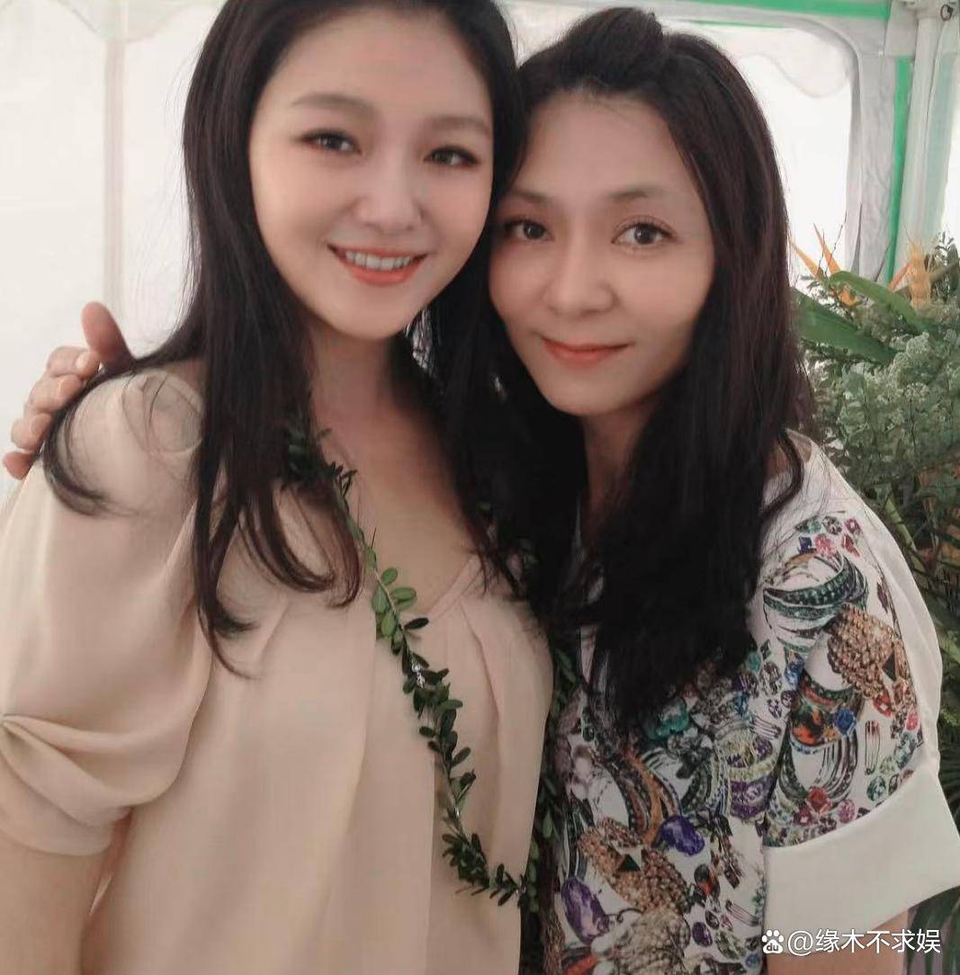 大S死因质疑愈演愈烈！去世前还能通话却被拔管，国外医护人员曝原因！
