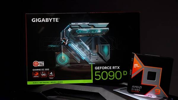 硬核性能技嘉AORUS为PCL赛事解说RASH悲喜定制电竞MOD主机美嘉体育(图5)