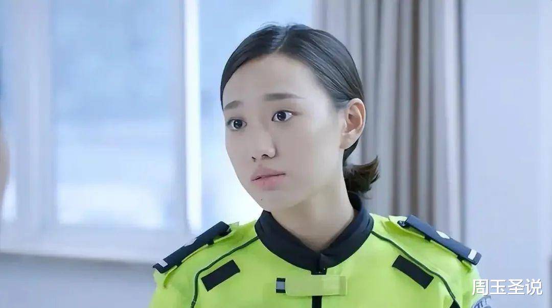 闫妮的女儿竟是她，23岁饰演女一号，继承母亲演艺天赋