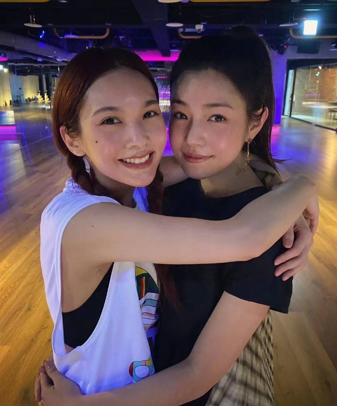 离婚是最好的医美，陈妍希带儿子大理庆生，杨丞琳12年坚持送祝福