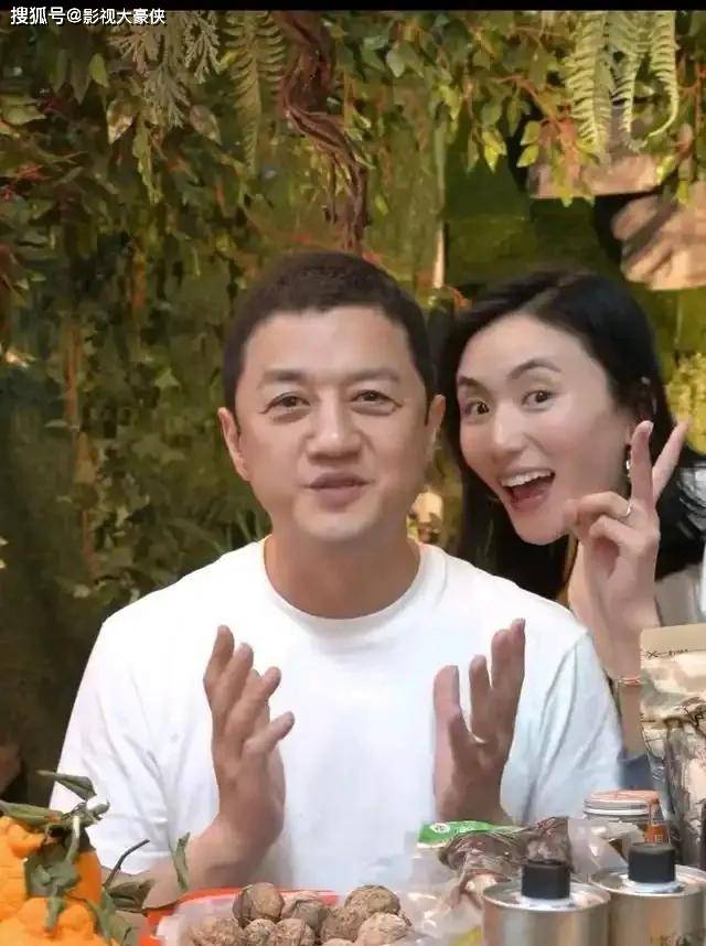 海哈金喜谈现状：调侃无人找李亚鹏拍戏，娘家的付出是她最大底气