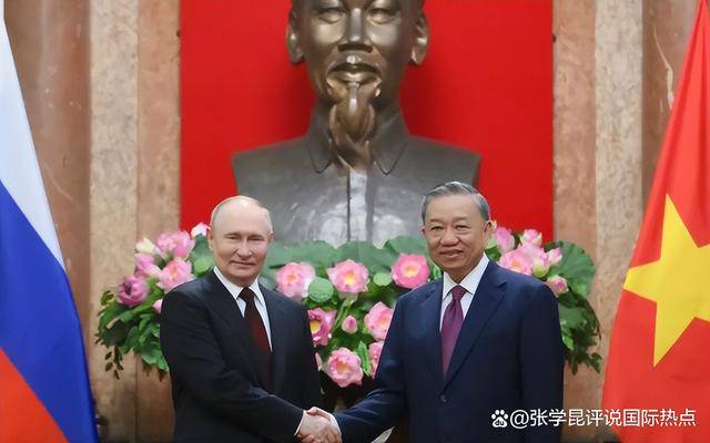 俄罗斯后院，中国送了一份大礼，普京转战中国周边，开始抢地盘？