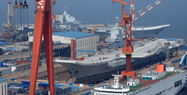 福建舰预计年内服役，坐稳全球第二海军，中国至少需要几艘航母？