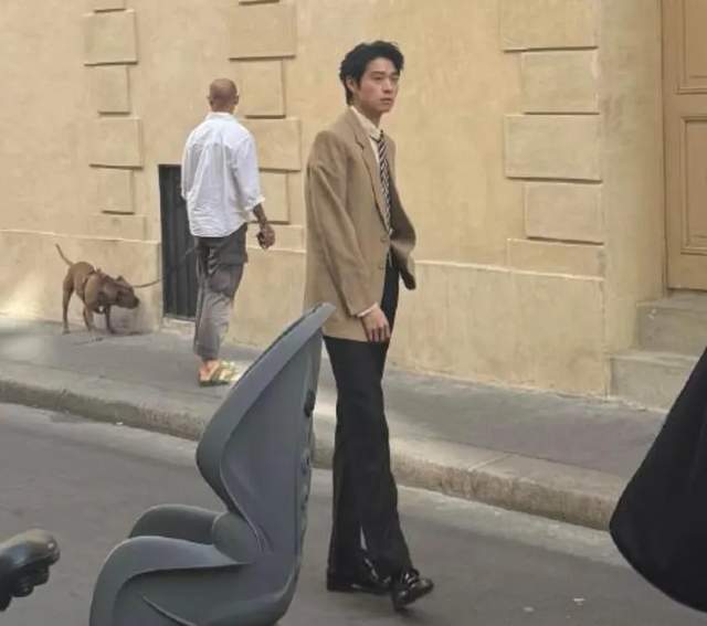 魏大勋秦岚领证风波后续！魏大勋出国工作，女方行程少被怀疑备孕