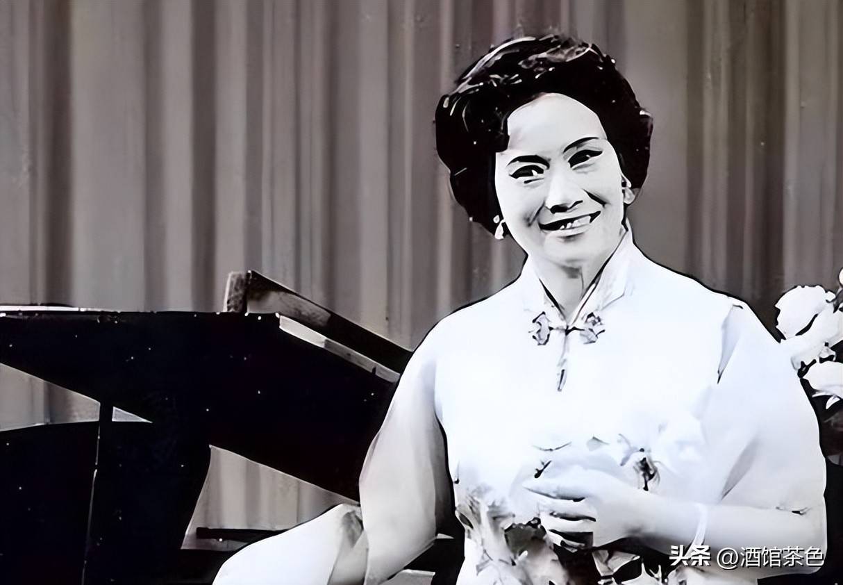 88岁歌唱家朱逢博，守候丈夫骨灰17年，透露每天能喝8杯咖啡