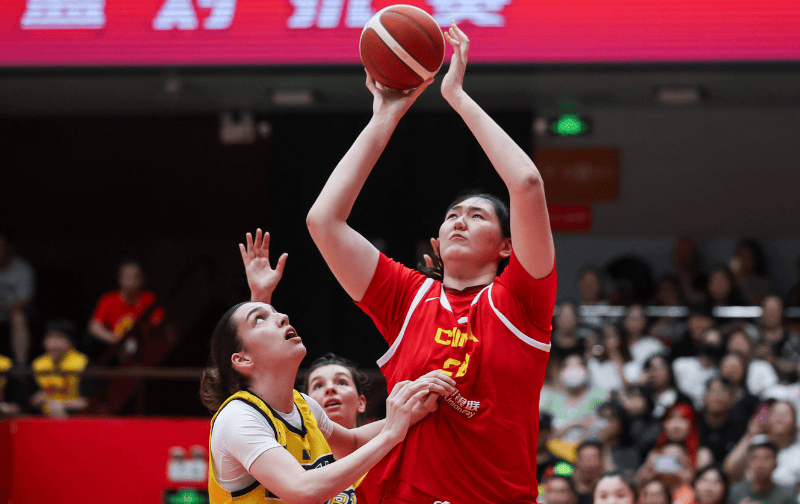 原创             预测27年榜眼！张子宇该不该去WNBA？特殊体型或存巨大伤病风险