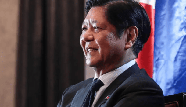 赖在仁爱礁26年，菲律宾要动手了？美军亲自坐镇，王毅外长的话，菲律宾忘了？