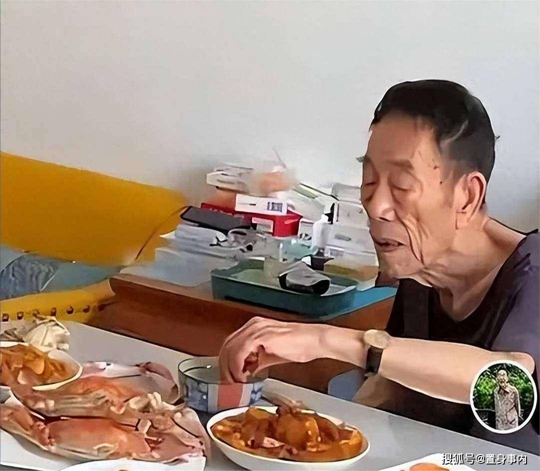 杨少华头七刚过！儿子境况天差地别，杨老三悲痛住院，杨议只顾吃