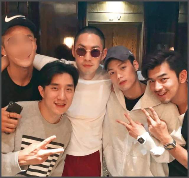 71岁成龙抱孙画面疑曝光！房祖名被传秘婚小11岁女星，送房产追妻